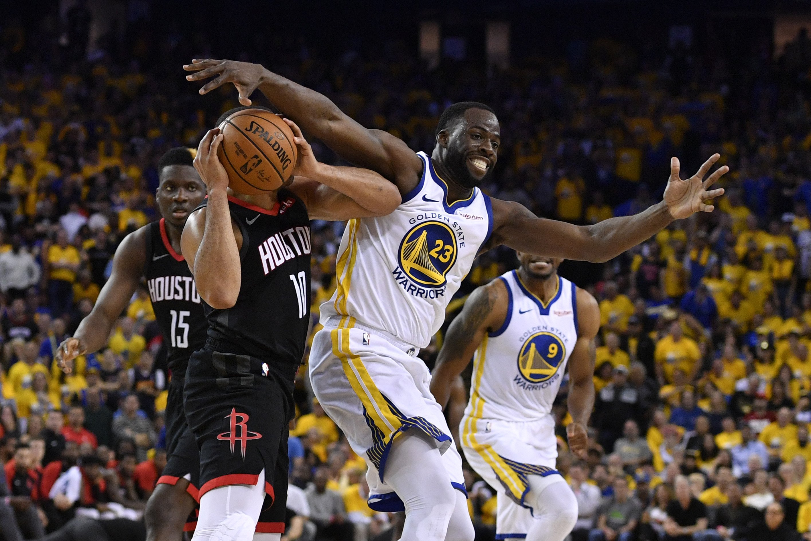 HLV Rockets thừa nhận Draymond Green chính là nhân tố khiến chiến thuật của họ bị phá sản